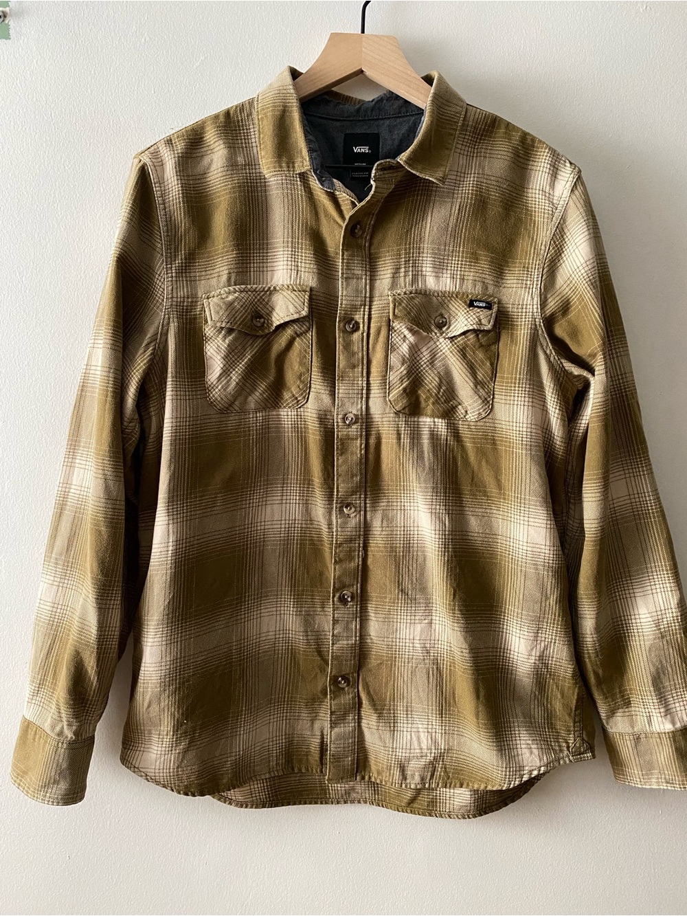 Men’s Vans Flannel Size Medium
